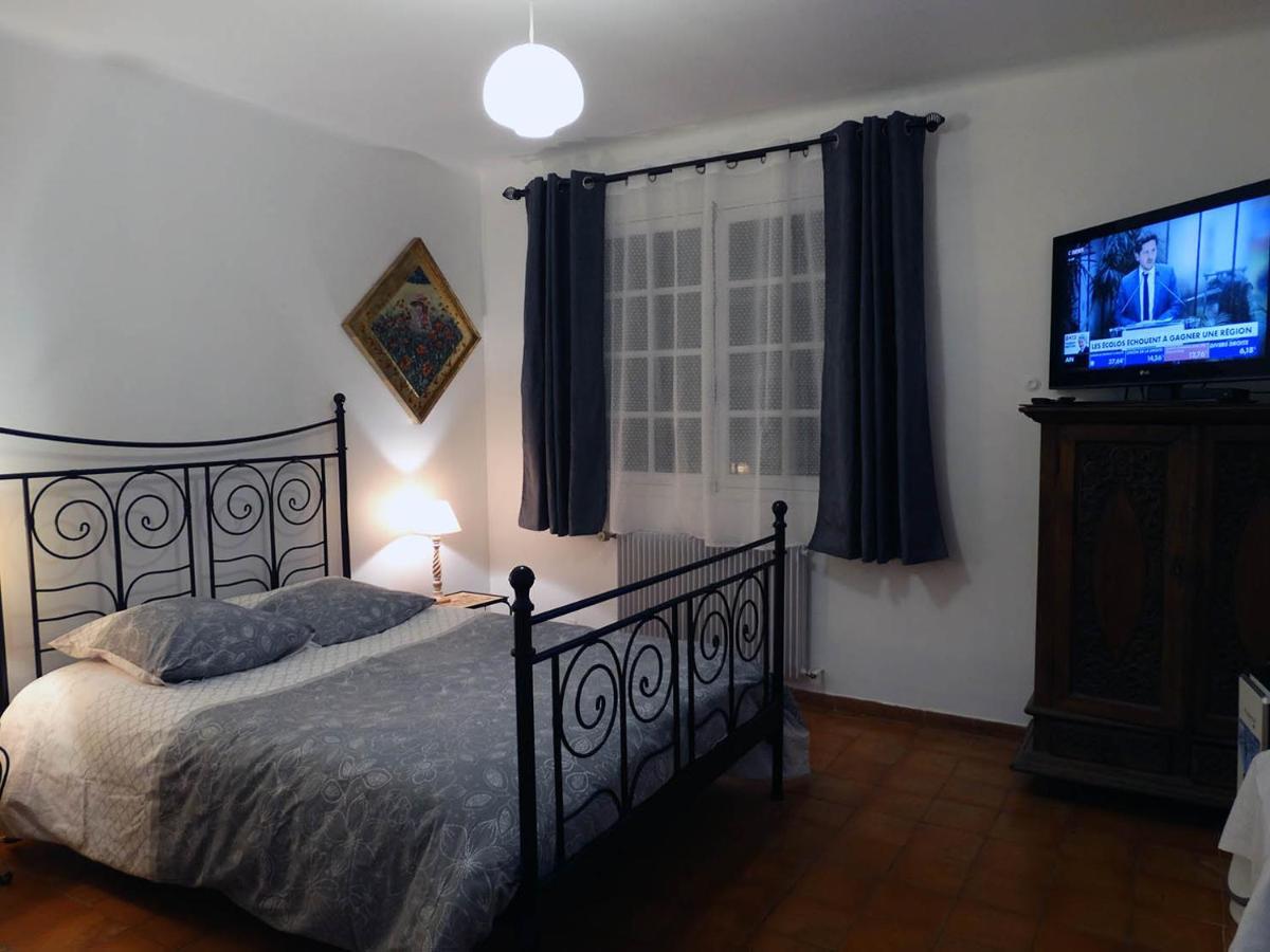 Chambre dans propriété La Croix du Sud Le Pradet Esterno foto