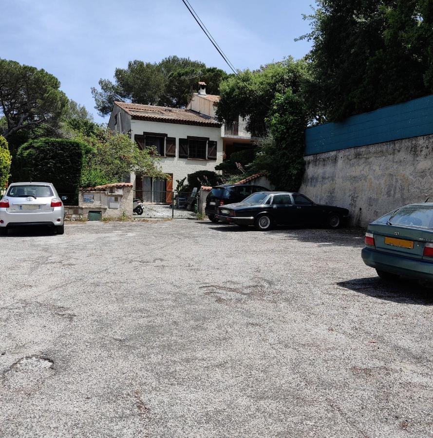 Chambre dans propriété La Croix du Sud Le Pradet Esterno foto